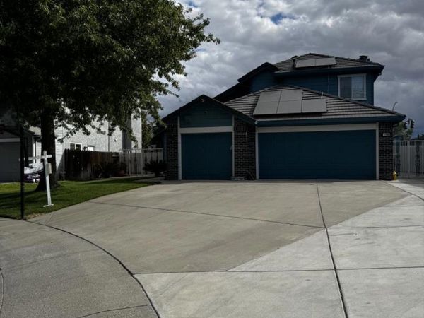 1990 Harvest Landing Court, Tracy, CA 95376