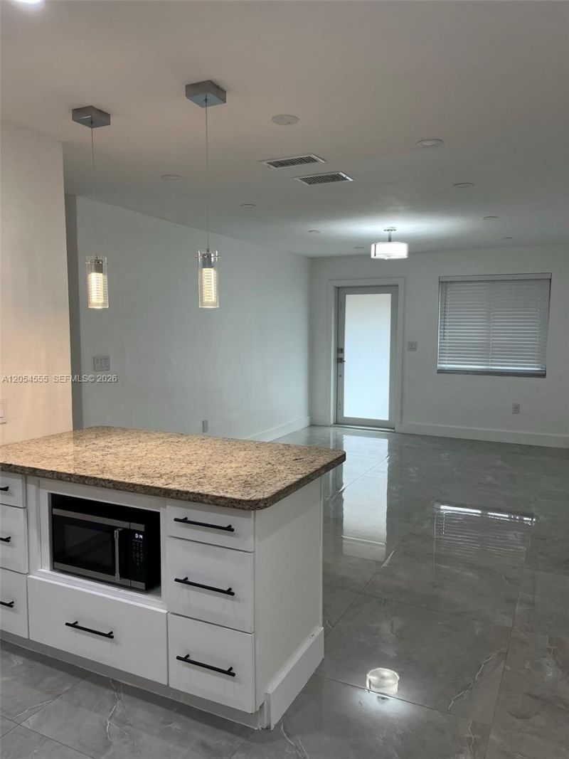 2783 SW 33rd Ave , Unit 2783, Miami, FL 33133 Photo