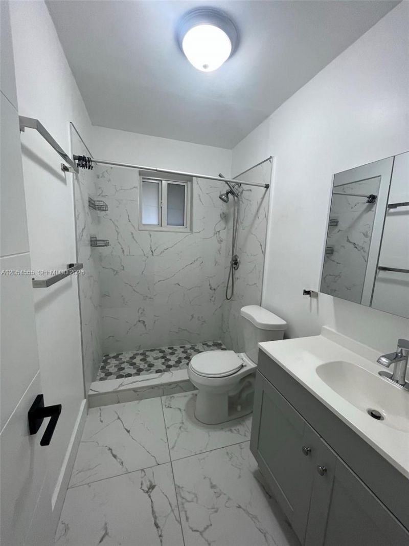 2783 SW 33rd Ave , Unit 2783, Miami, FL 33133 Photo