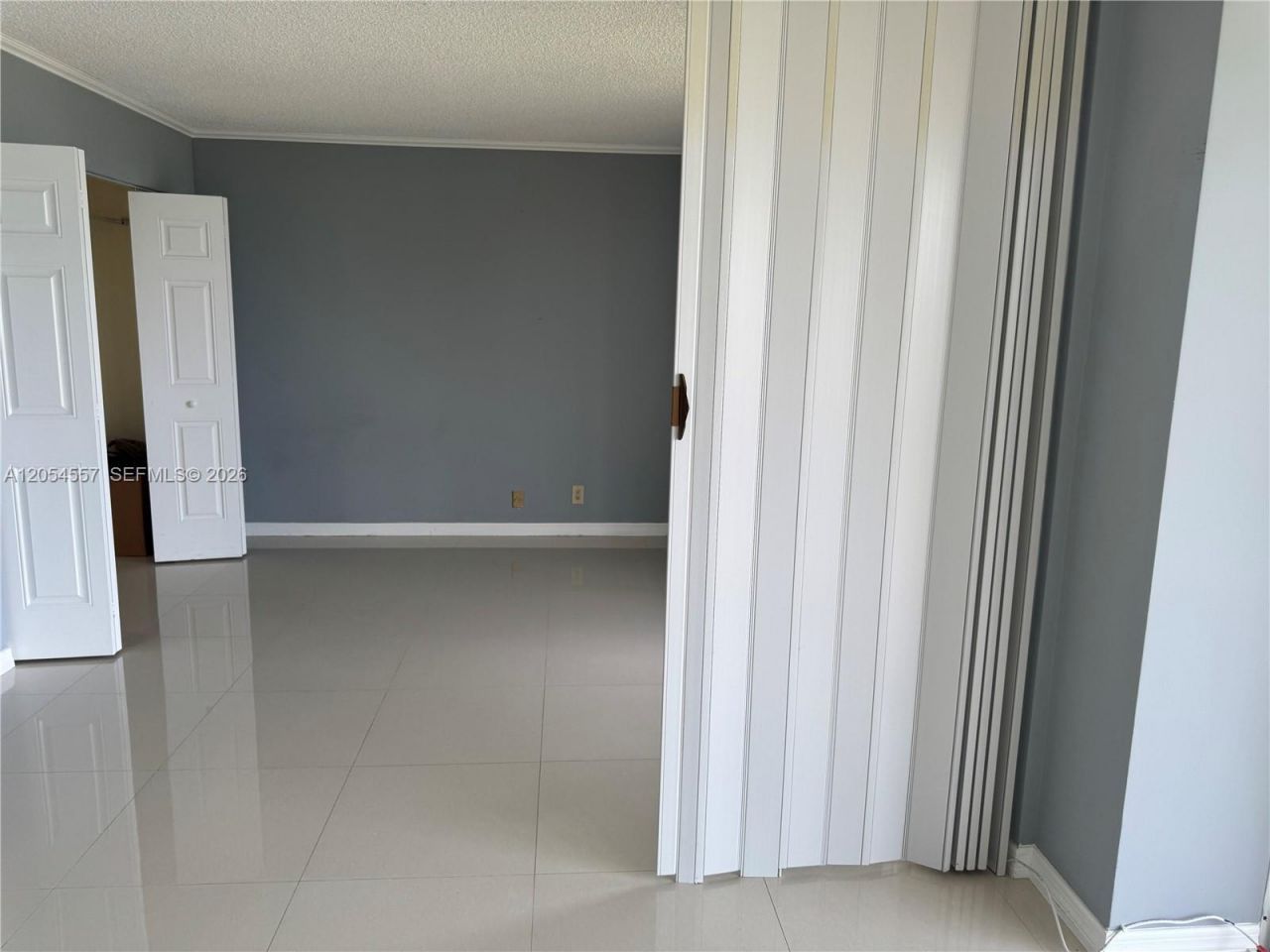20335 W Country Club Dr , Unit 1206, Aventura, FL 33180 Photo