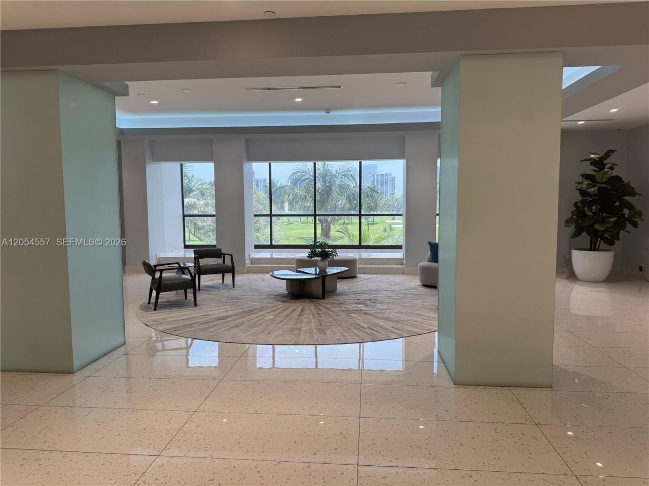 20335 W Country Club Dr , Unit 1206, Aventura, FL 33180 Photo