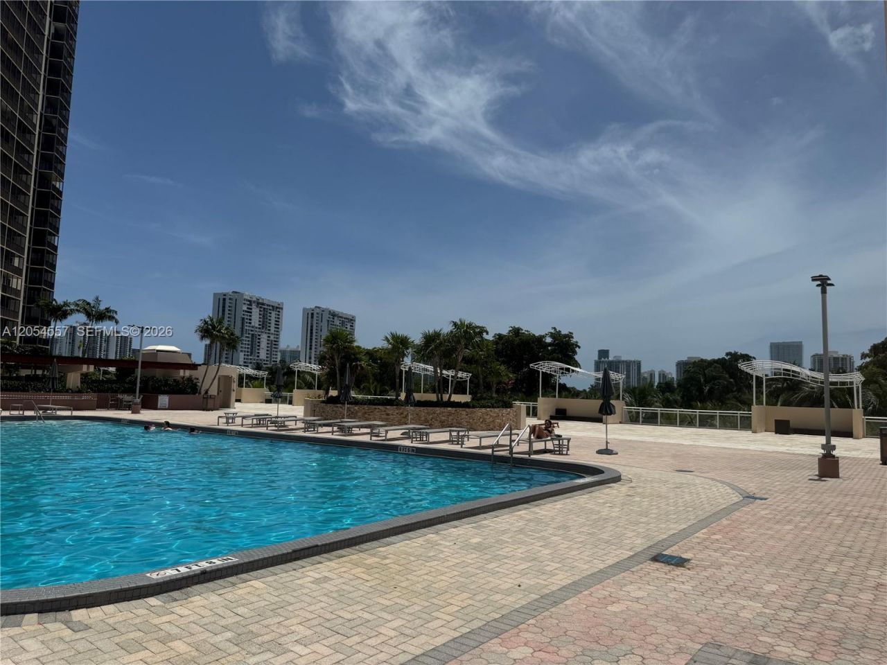 20335 W Country Club Dr , Unit 1206, Aventura, FL 33180 Photo