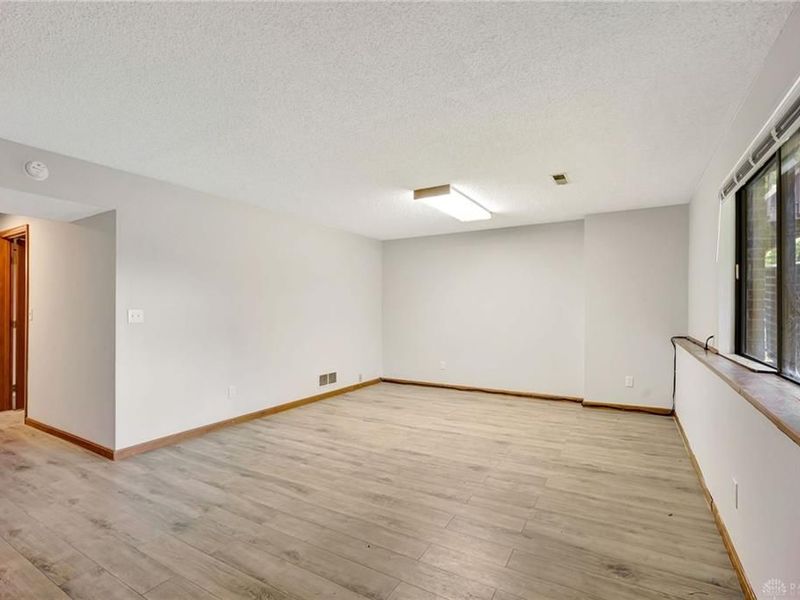 10667 Montgomery Road, Unit 13, Cincinnati, OH 45242 Photo 27
