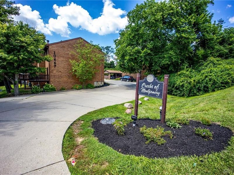 10667 Montgomery Road, Unit 13, Cincinnati, OH 45242 Photo 38
