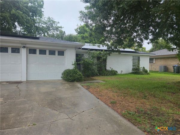 905 Willow Brook Street , Copperas Cove, TX 76522