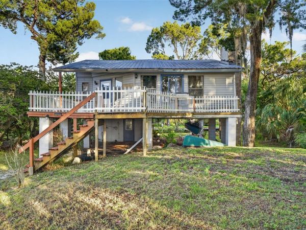 2350 S WATERMAN DRIVE , CRYSTAL RIVER, FL 34429