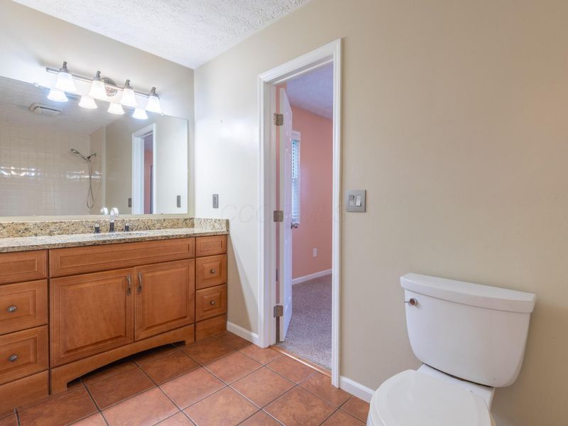 5814 Elmbridge Lane, Dublin, OH 43016 Photo 13