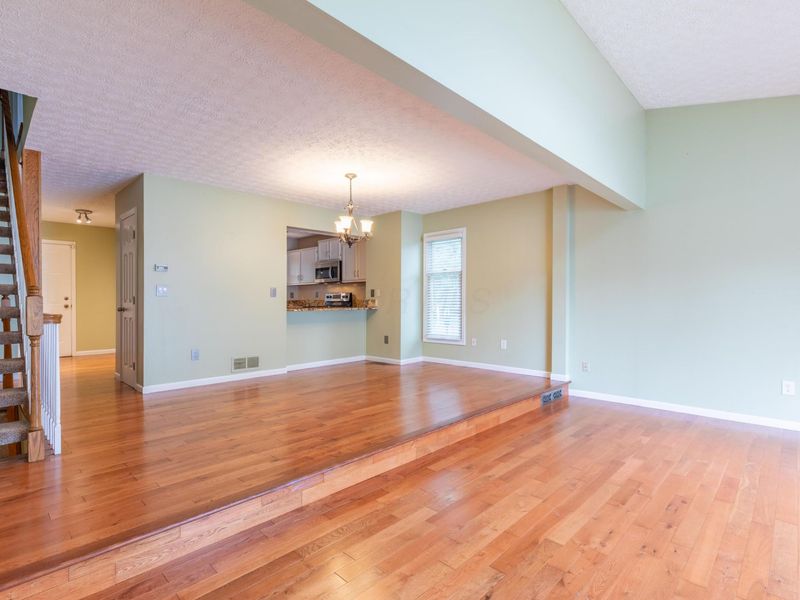 5814 Elmbridge Lane, Dublin, OH 43016 Photo 8