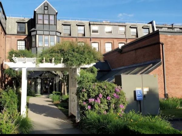 21 Linden St, Unit 320, Quincy, MA 02170