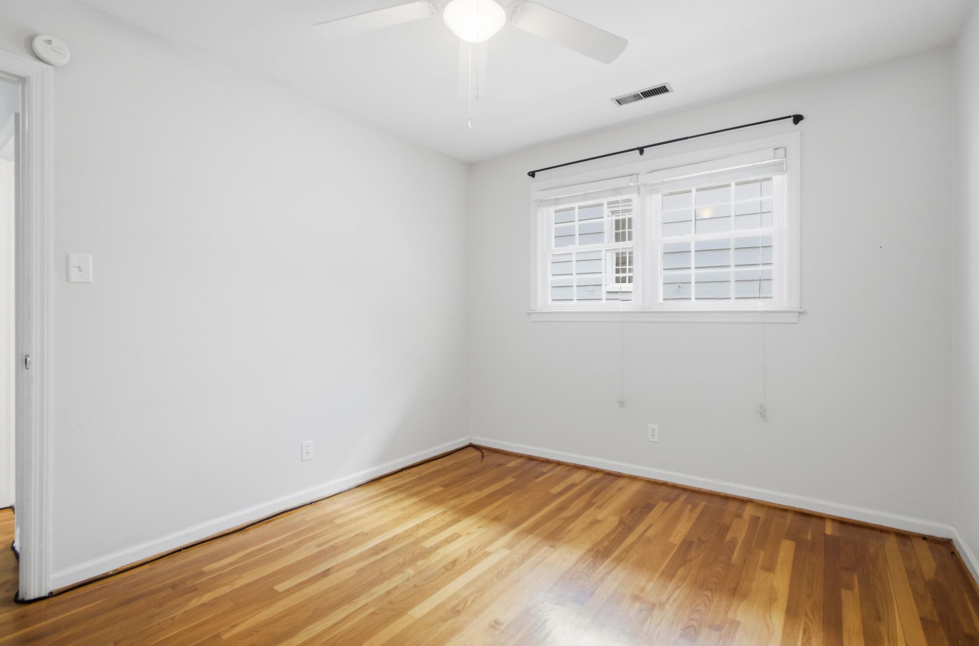 7 Doughty Street Photo 23