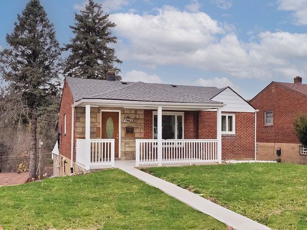 260 Creston Drive, West Mifflin, PA 15122