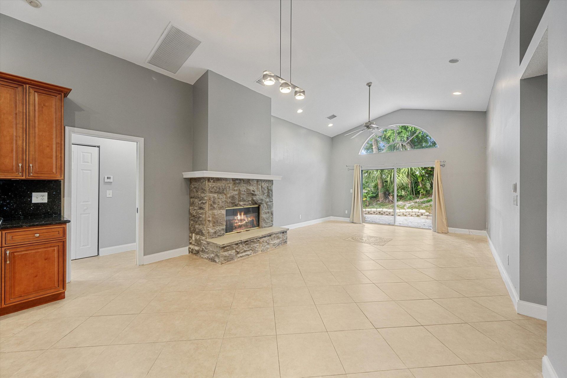 1851 Oak Berry Circle, Wellington, FL 33414 Photo
