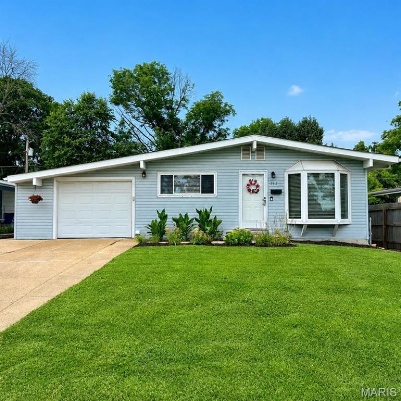 413 Saint Lawrence Drive , Ballwin, MO 63021 Main Photo