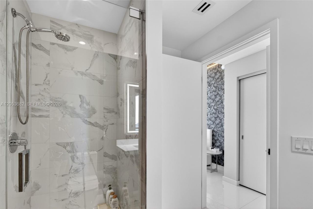 Please Call For Address, Unit 3201, Miami, FL 33132 Photo