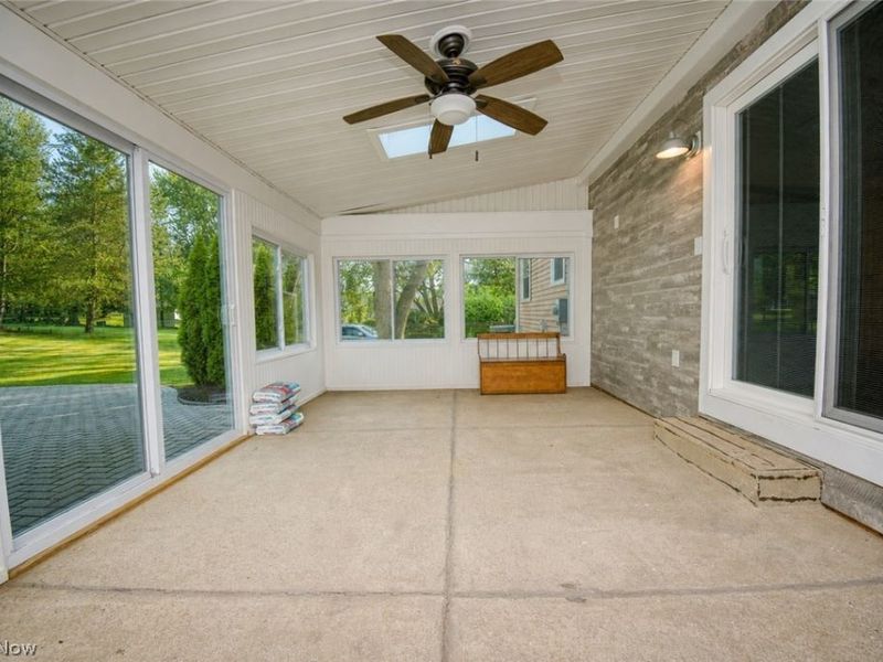 1674 Cloverview Drive, Green, OH 44685 Photo 20
