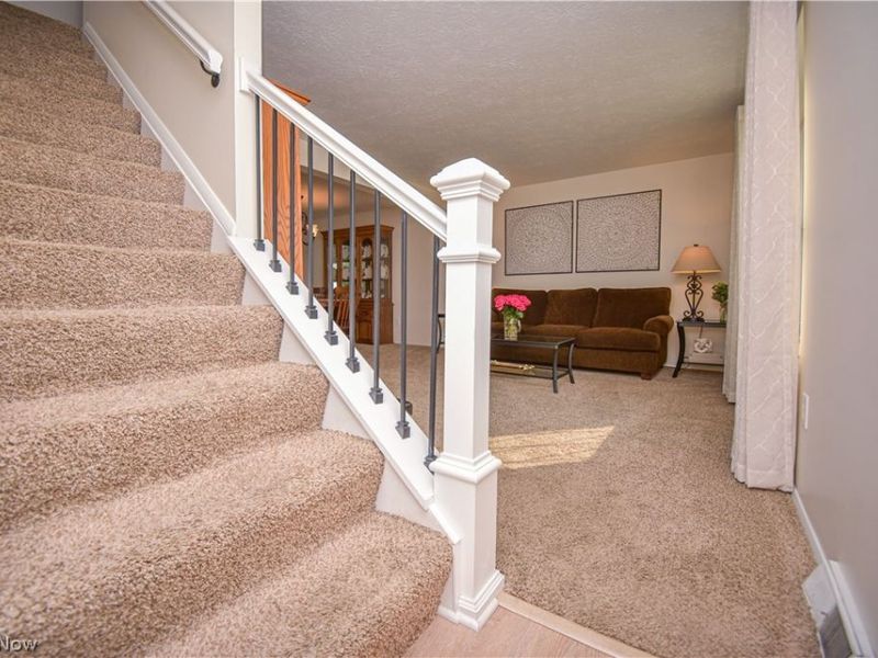 1674 Cloverview Drive, Green, OH 44685 Photo 21