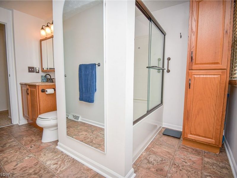 1674 Cloverview Drive, Green, OH 44685 Photo 28