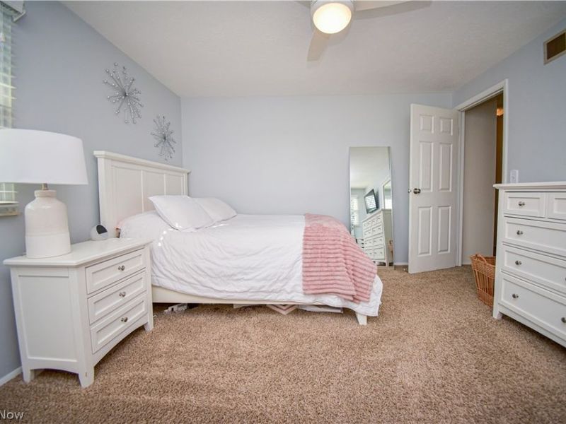 1674 Cloverview Drive, Green, OH 44685 Photo 31