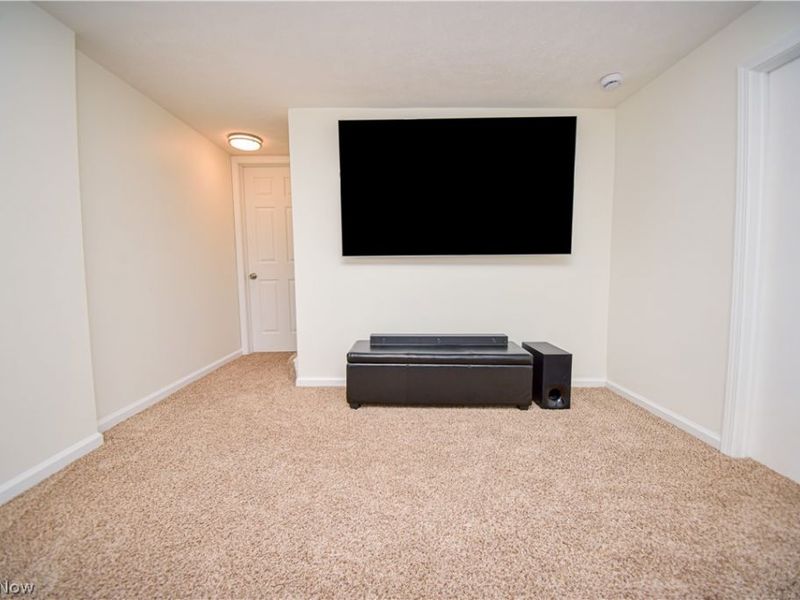 1674 Cloverview Drive, Green, OH 44685 Photo 40