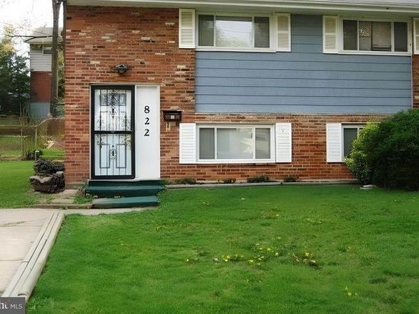 822 BOOKER PLACE, CAPITOL HEIGHTS, MD 20743