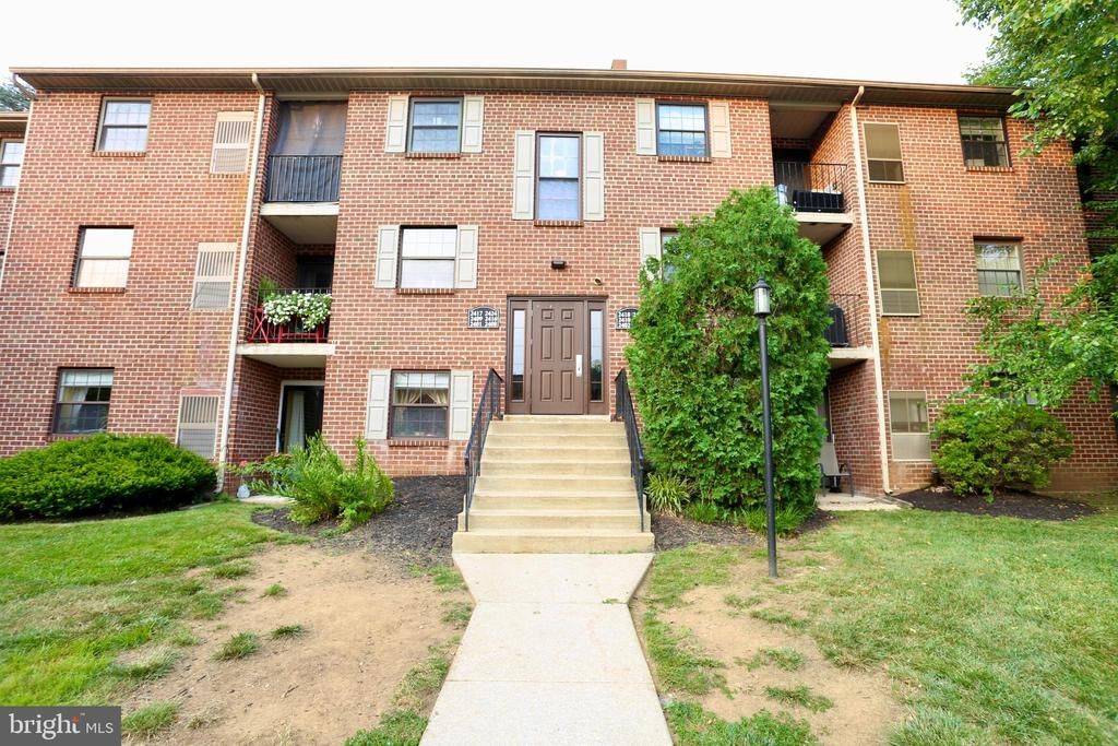 2407 POND VIEW DRIVE, WEST CHESTER, PA 19382