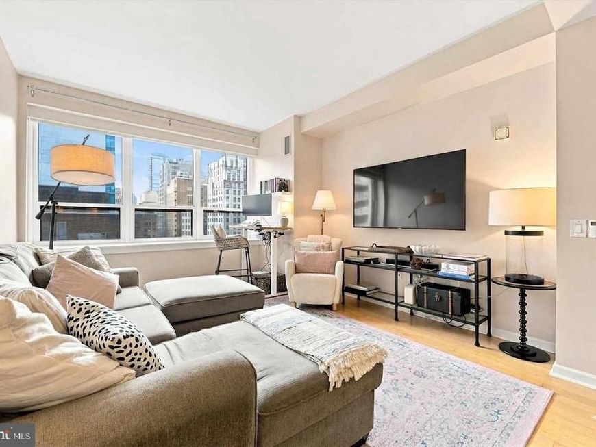 1425 Locust Street, Unit 12E, Philadelphia, PA 19102 Main Photo