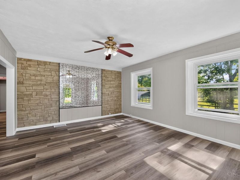 904 Locust Corner Road, Pierce Twp, OH 45245 Photo 5