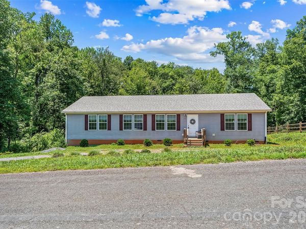 1940 Eastbrook Circle, Morganton, NC 28655