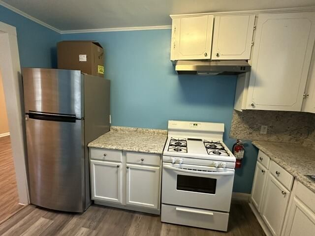 5320 Jury Lane Photo 11