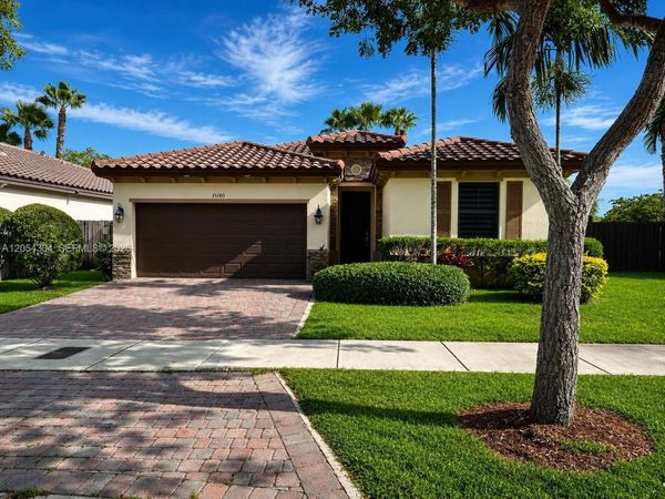 15180 SW 119th Way , Miami, FL 33196