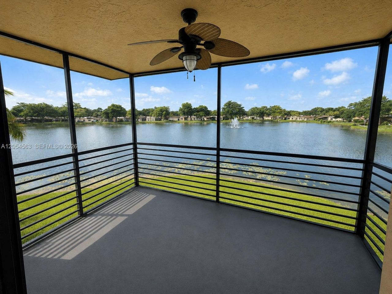 200 Berkley Rd, Unit 213, Hollywood, FL 33024 Photo