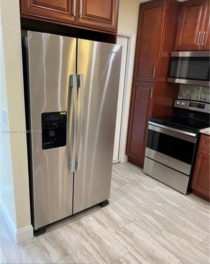 200 Berkley Rd, Unit 213, Hollywood, FL 33024 Photo
