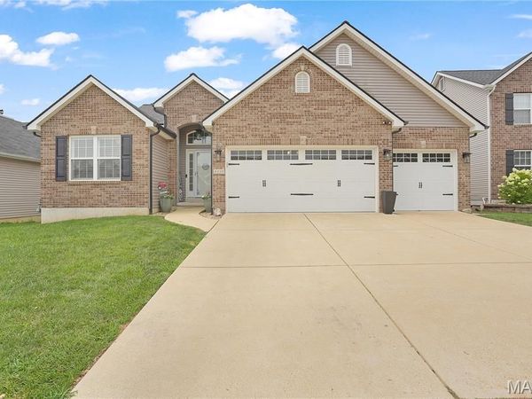 3310 Amber Heights Lane, Imperial, MO 63052