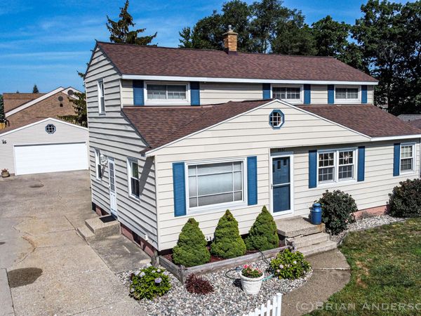3551 Parkland Avenue SW, Wyoming, MI 49509