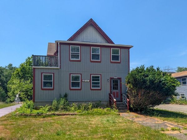 55 Liberty St, Taunton, MA 02718