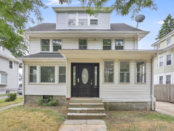 47 Trafton Rd, Springfield, MA 01108