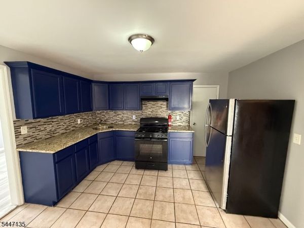 244 1St St, Elizabeth, NJ 07206
