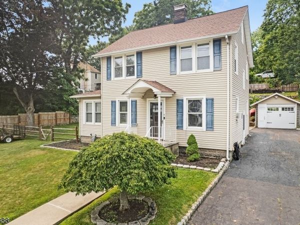 4 Musconetcong Ave, Stanhope, NJ 07874