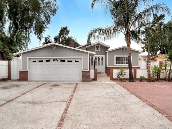 13176 Foothill , Sylmar, CA 91342
