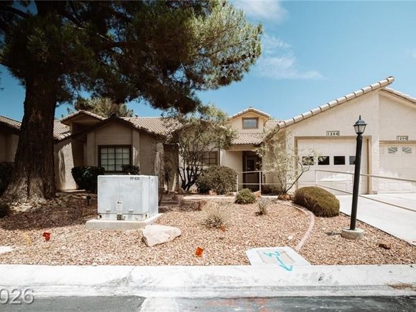 5204 Las Cruces Drive , Las Vegas, NV 89130