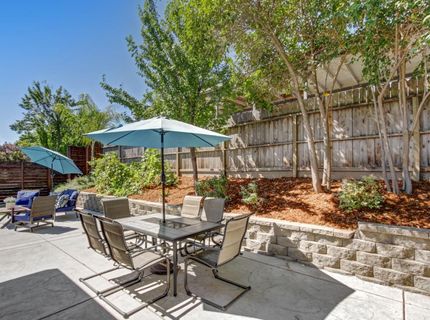 1308 Champion Oaks Dr, Roseville, CA 95661 Photo
