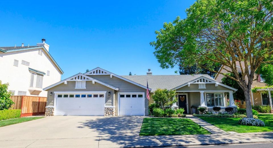 1719 Heirloom Ct, Modesto, CA 95357 Photo