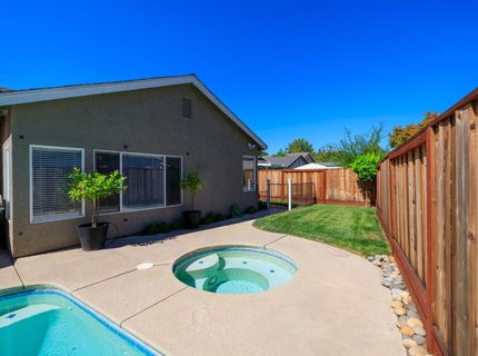 1719 Heirloom Ct, Modesto, CA 95357 Photo