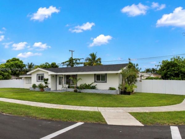 11241 SW 177th St , Miami, FL 33157