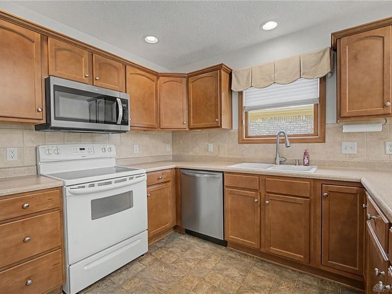 2172 Schwinn, Xenia, OH 45385 Photo 15