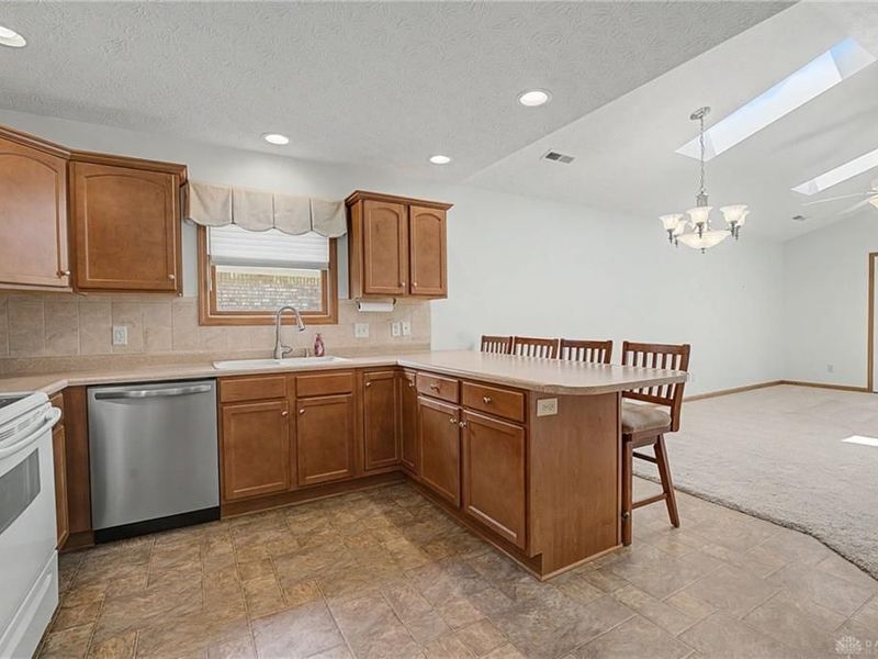 2172 Schwinn, Xenia, OH 45385 Photo 16