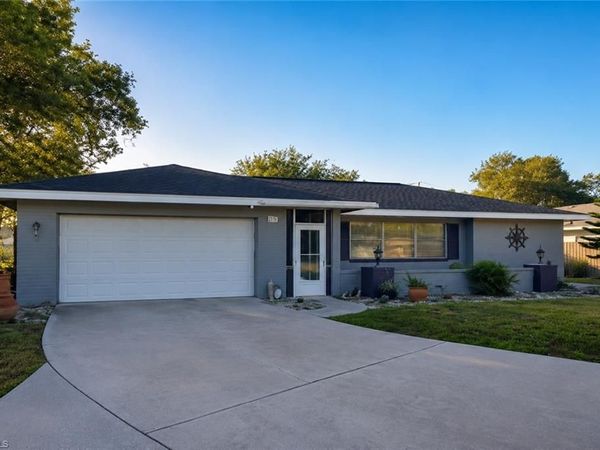 5535 Winkler RD , FORT MYERS, FL 33919