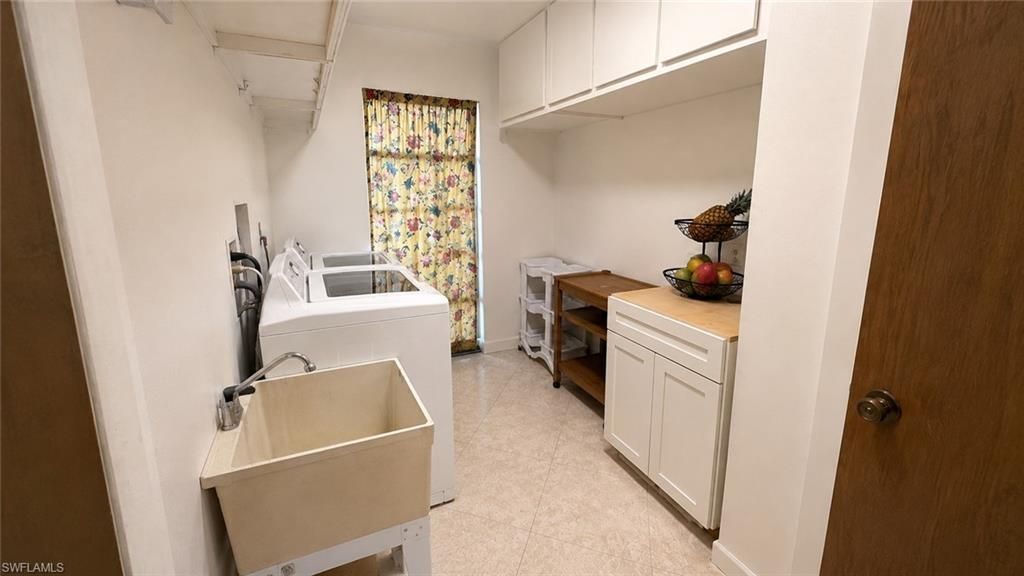 5535 Winkler Rd , Fort Myers, FL 33919 Photo