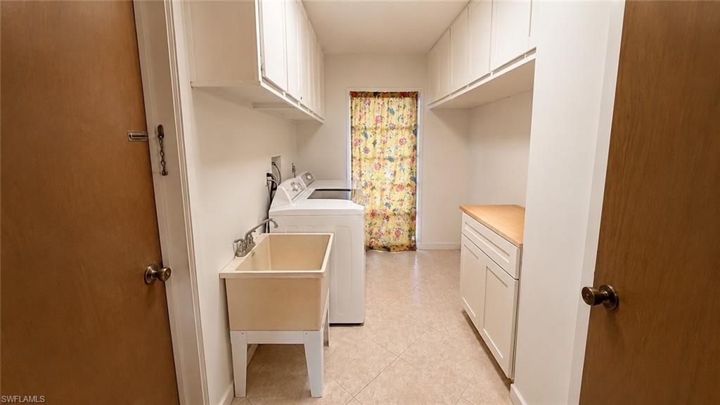 5535 Winkler Rd , Fort Myers, FL 33919 Photo