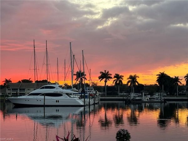326 Stella Maris DR S, NAPLES, FL 34114